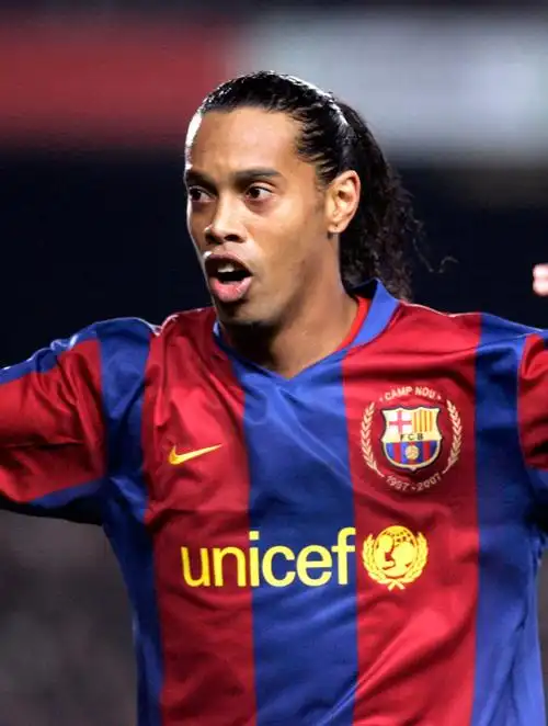 铺就了一条 铺就了一条