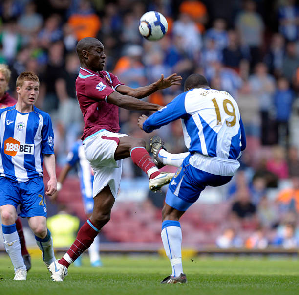 力于通过 力于通过