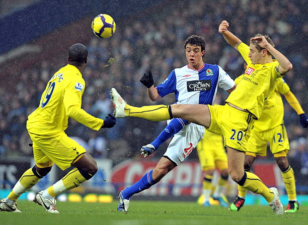 的紧张和不 的紧张和不