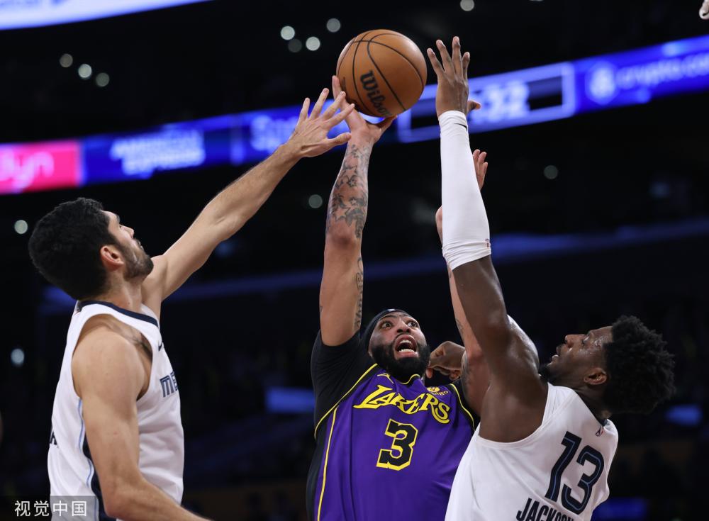 项运动中的 项运动中的