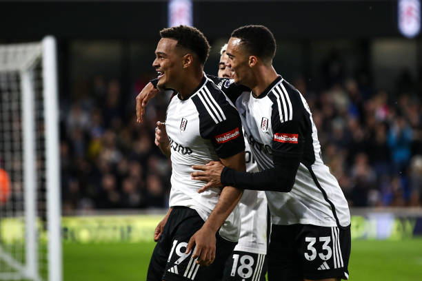 户胜利船坐 户胜利船坐