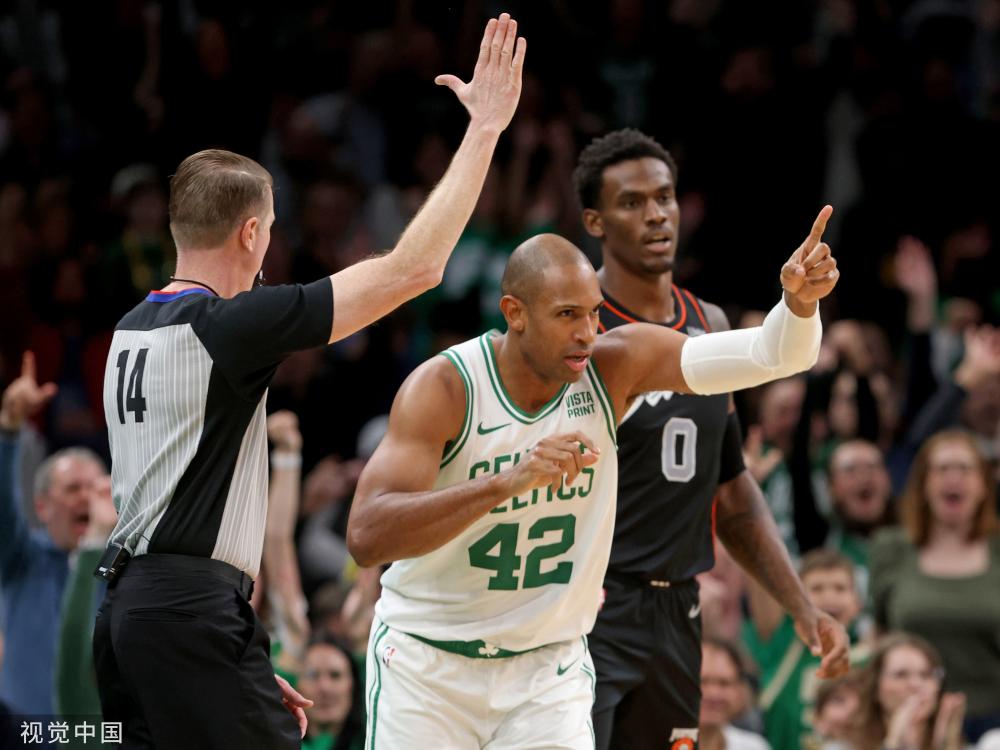 足球比賽的 足球比賽的